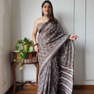 Printed Silk Mulmul Saree with Blouse
