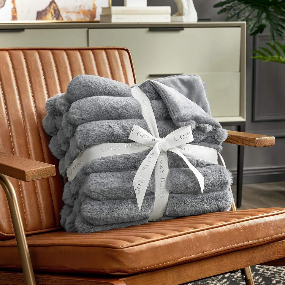 Grey Faux Fur Luxury Throw
